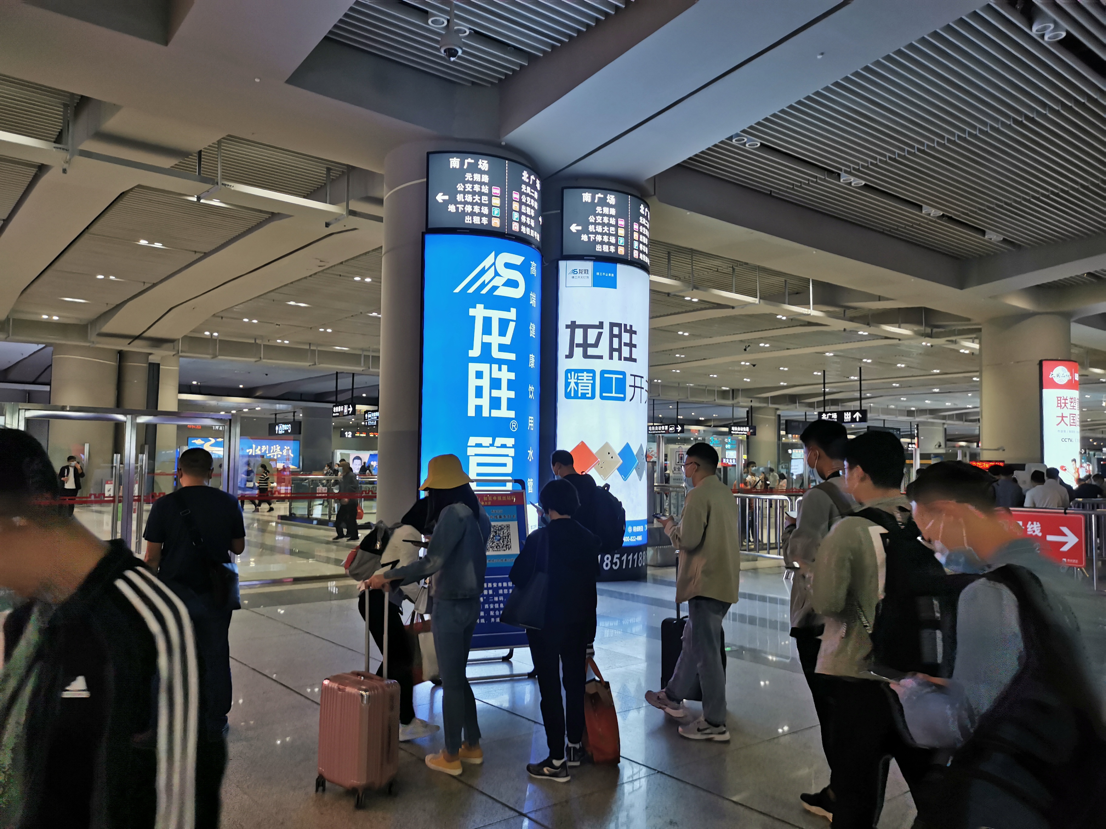 龍勝管高鐵廣告50城同步上線，刷屏億萬人！