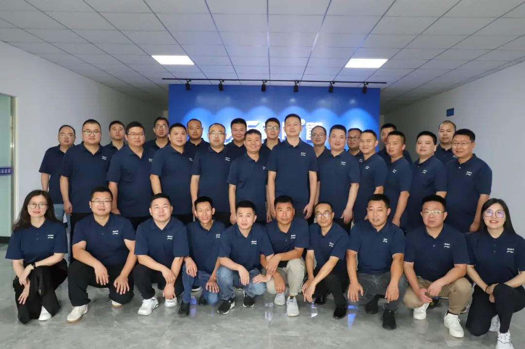 聚焦市場(chǎng)，渠道賦能 |《2023年龍勝管半年度總結(jié)會(huì)議》圓滿舉辦！